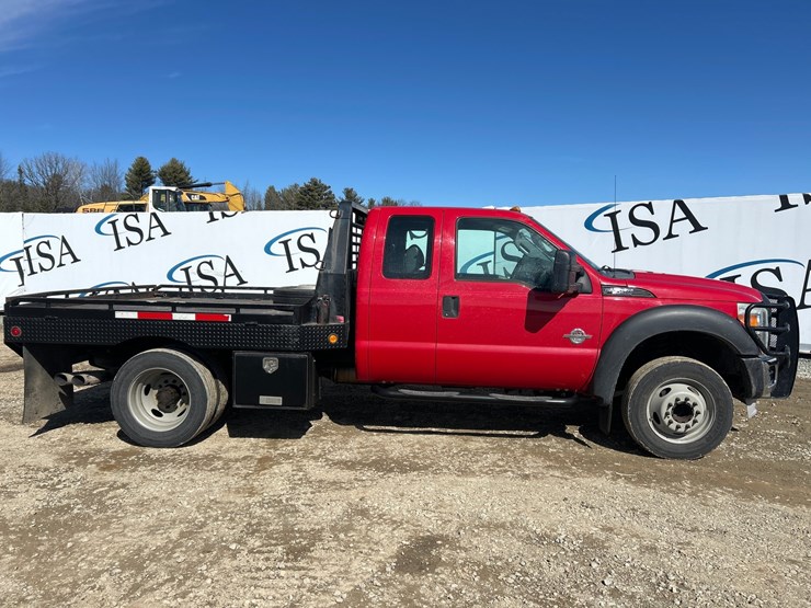 2011-ford-f550-image-6