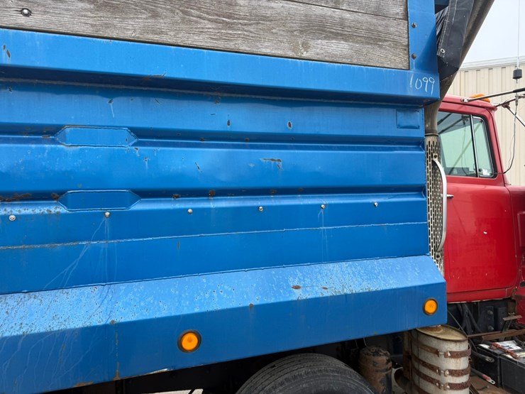 mack-dm688s-image-27