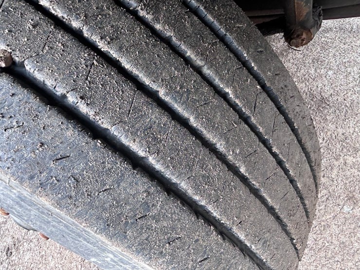 2003-international-7400-image-78