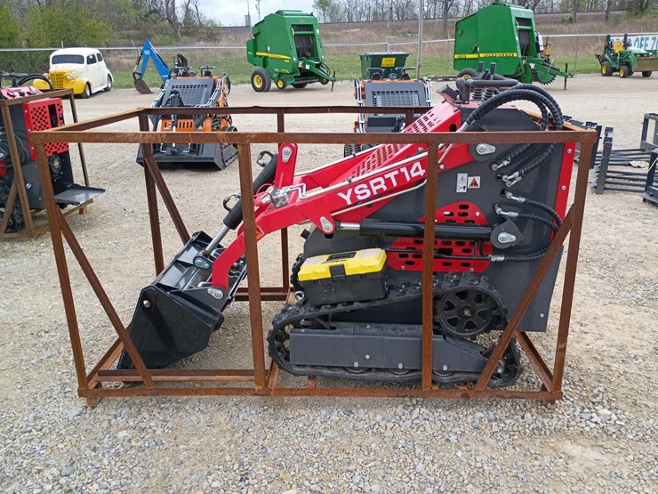 #23946-•-2025-agt-ysrt14-mini-skid-steer-image-1