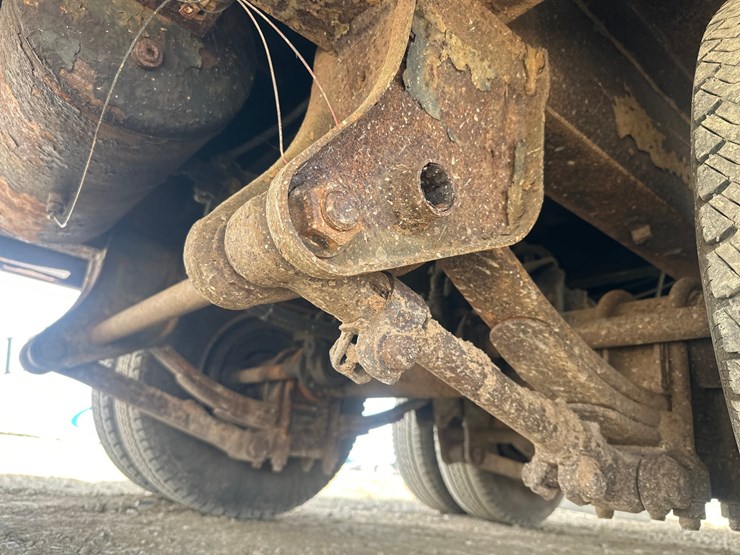 2008-massey-ferguson-8-image-25