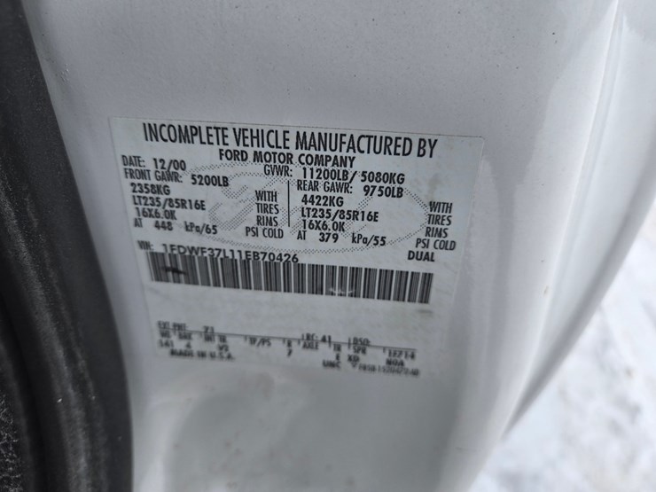 2001-ford-f350-image-52