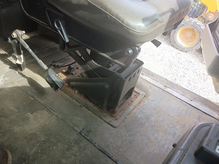 2000-international-9200i-image-47