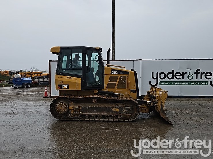 2012-caterpillar-d5k2-xl-image-5