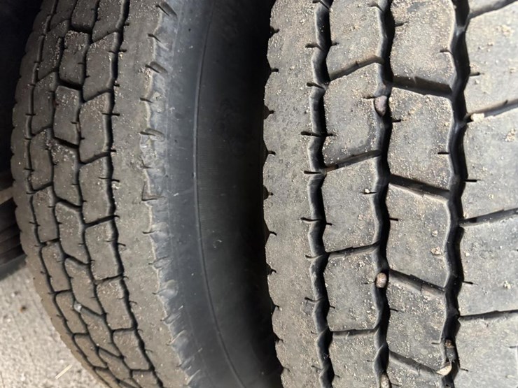 2003-peterbilt-330-image-77