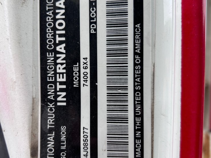2003-international-7400-image-79