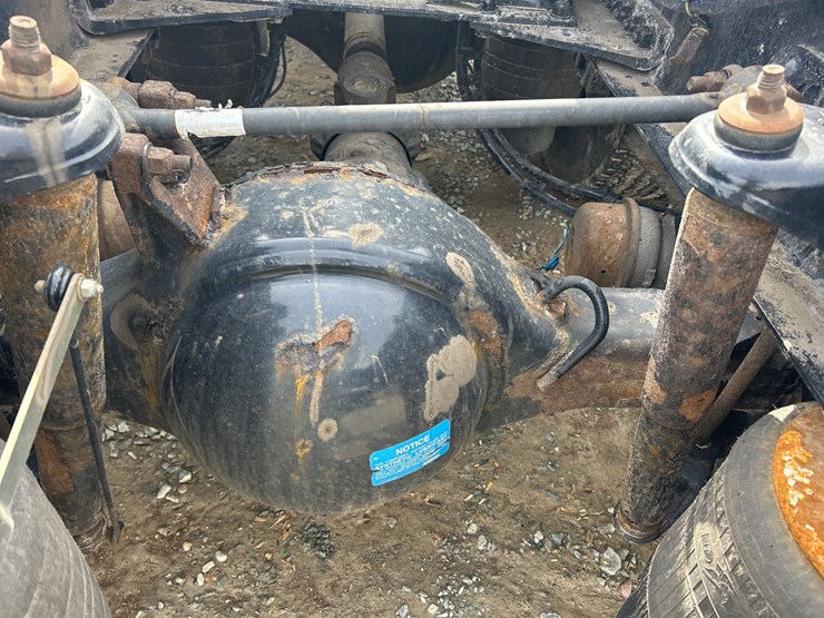 2017-kenworth-t680-image-26