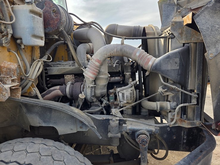 1998-international-paystar-5000-image-55