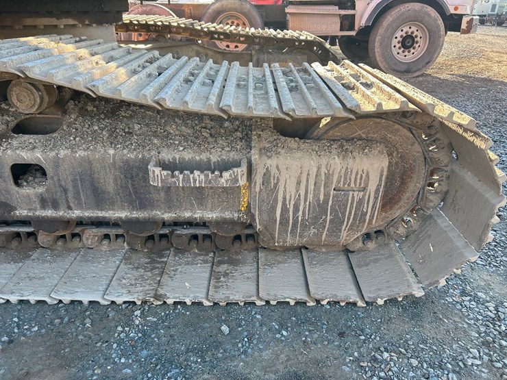 2021-hitachi-zx225-image-89