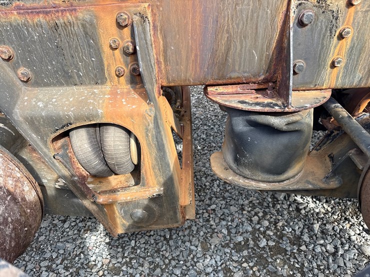 1996-western-star-4964s-image-38