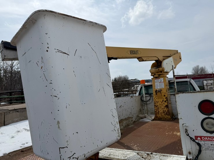 chevrolet-3500-image-17