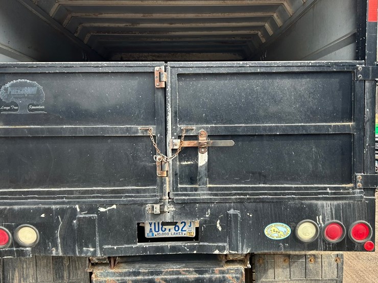 1996-international-4700-image-15