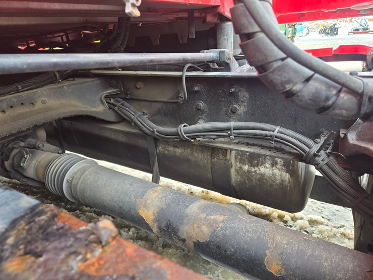 peterbilt-579-image-39