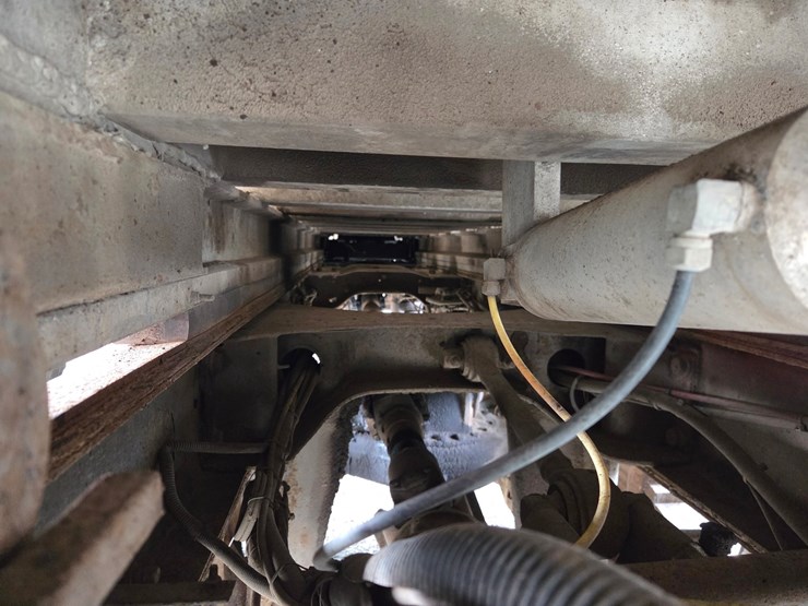 2006-massey-ferguson-8-image-27