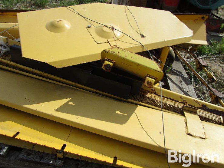 nh-combine-parts-&-sheet-metal-image-16