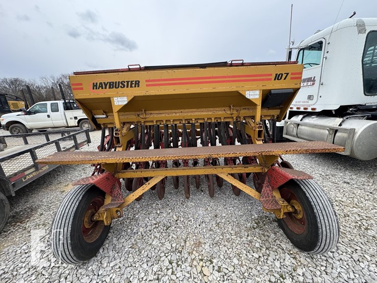 haybuster-107-image-9