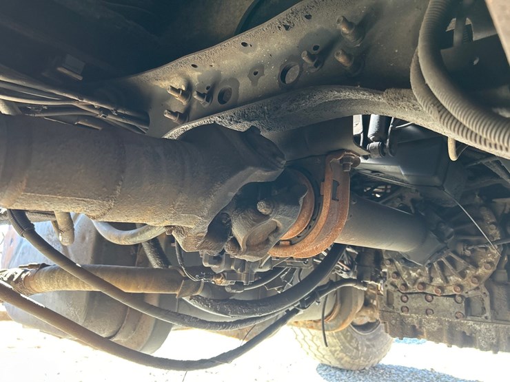 2006-international-7400-image-30