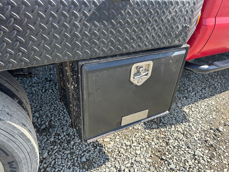 2011-ford-f550-image-20