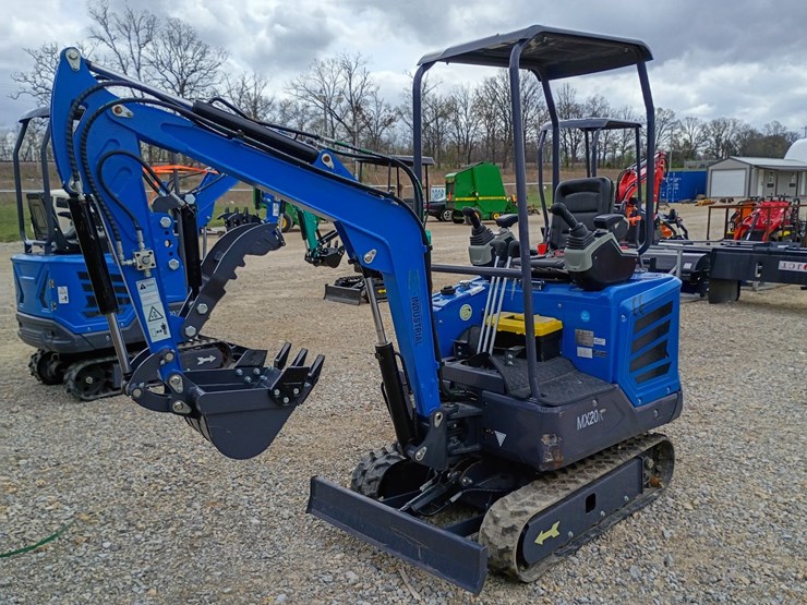 #24176-•-2025-agt-mx20r-mini-excavator-image-8