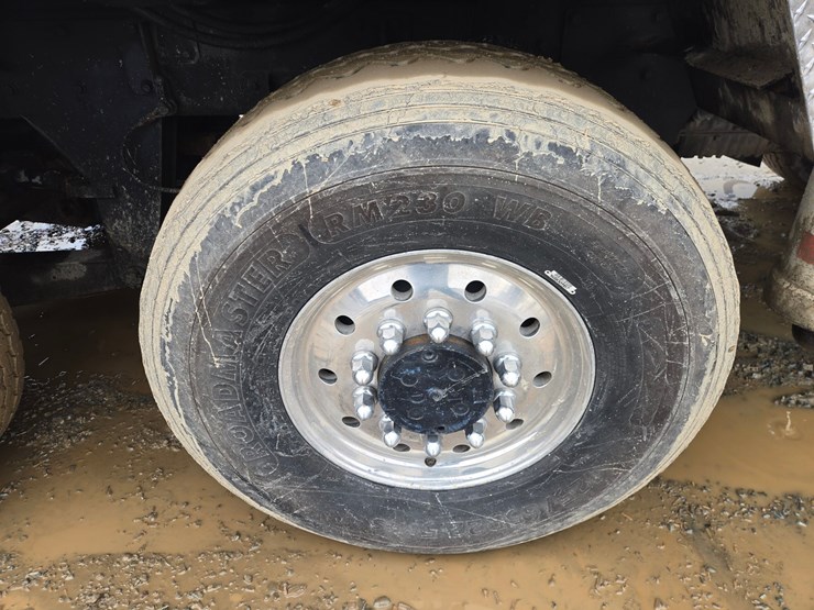 massey-ferguson-8-image-141