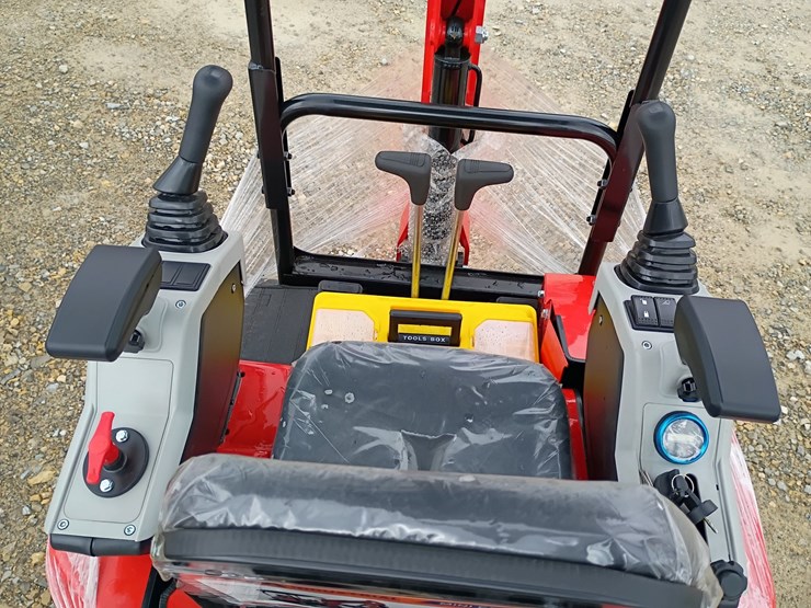 #l19-001-•-2026-tpm-16h-mini-excavator-image-12