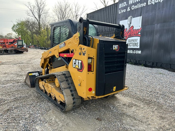 2019-caterpillar-259d3-image-2