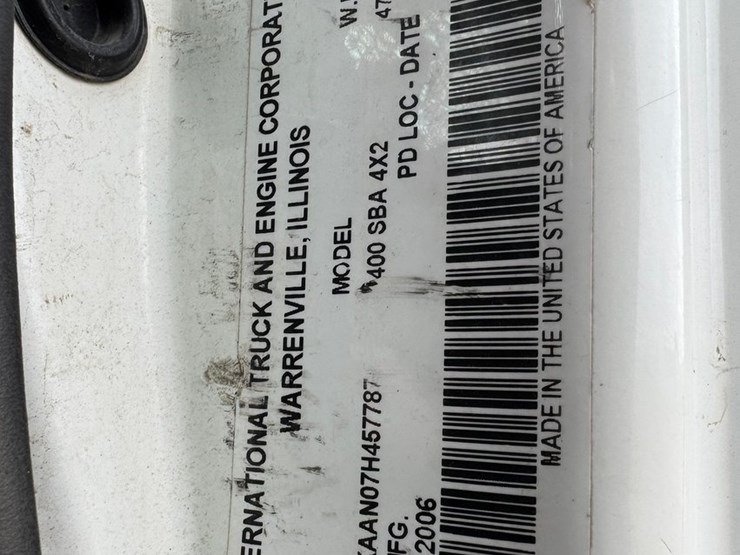 2007-international-durastar-4400-image-73