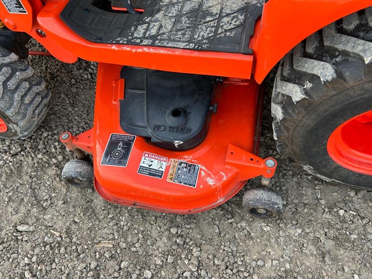 2021-kubota-bx2380-image-19