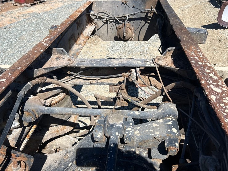 1994-massey-ferguson-8-image-30