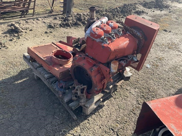 new-holland-500-image-6