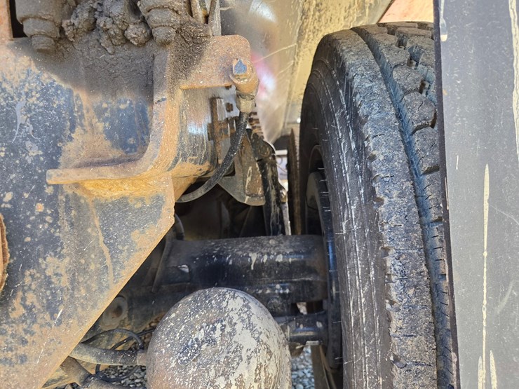 2019-international-hv613-image-48