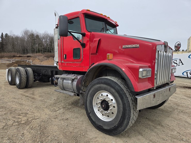 2007-kenworth-w900-image-7