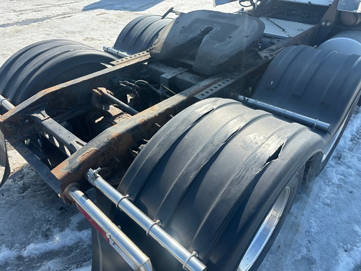 2017-international-lt-image-21