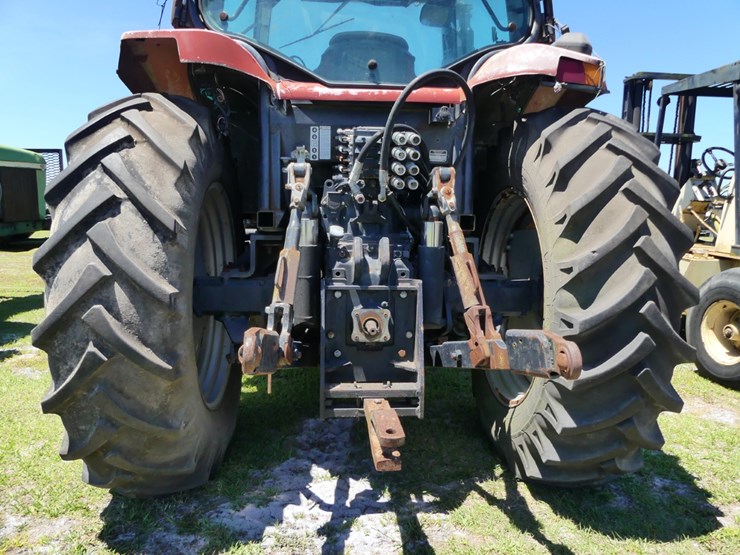 case-ih-mxu135-image-5