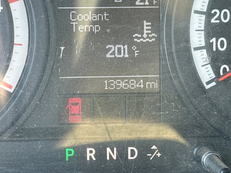 #1065-•-2013-ram-5500-heavy-duty-service-truck-image-31