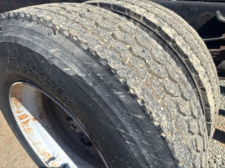 2000-international-4700-image-48