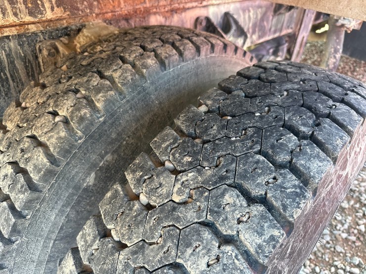 2006-ford-f650-image-49