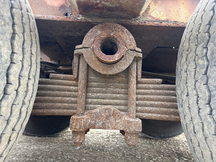 1986-massey-ferguson-8-image-26