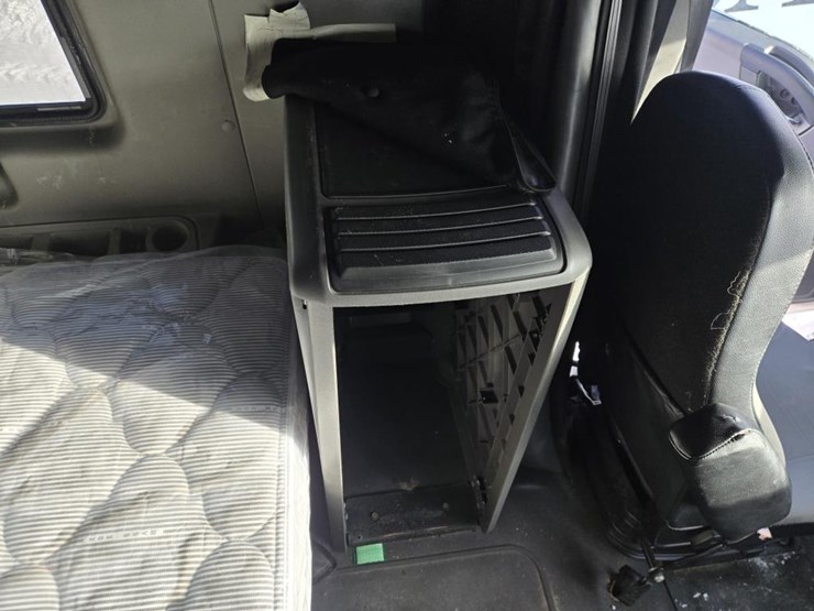 2019-international-lt-image-65