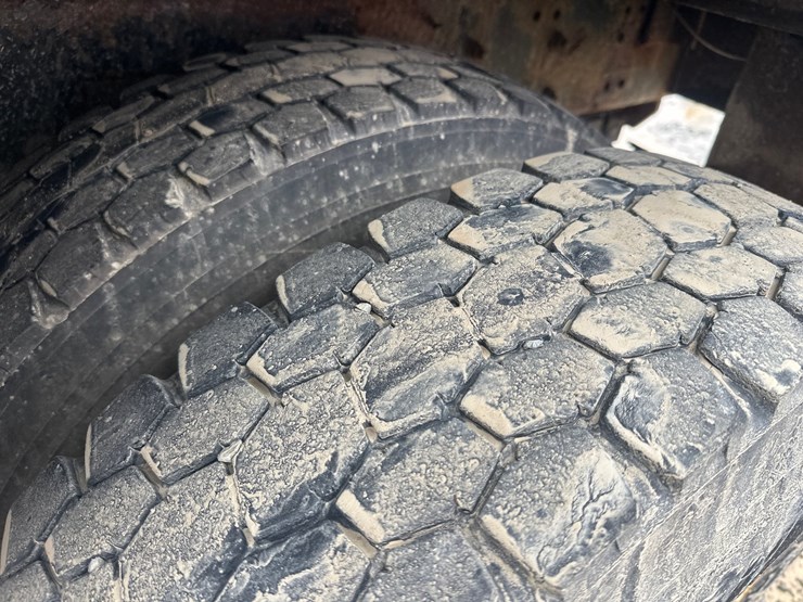 1998-massey-ferguson-8-image-77