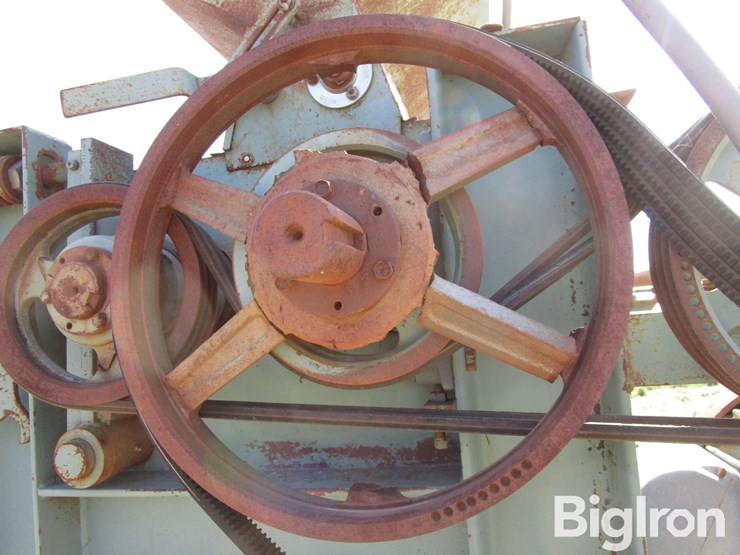 davis-roller-mill-and-motor-on-stand-image-14