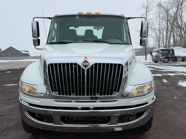 2013-international-4400-sba-image-8