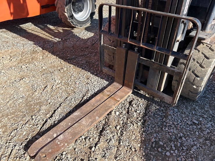 toyota-8fdu25-image-10