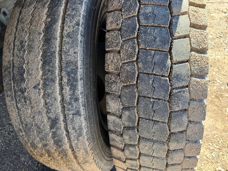 1999-ford-f550-image-60