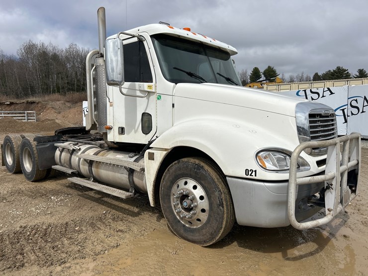 2002-massey-ferguson-8-image-7