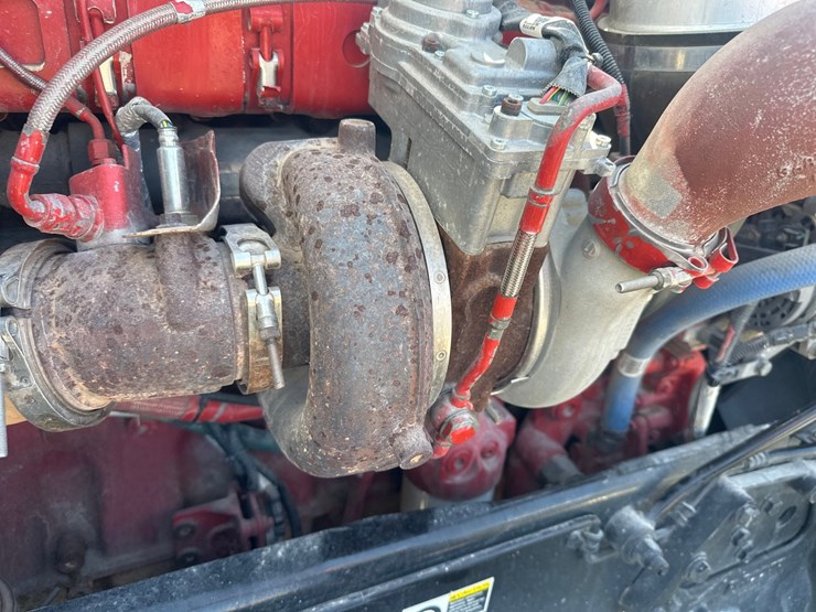 2013-peterbilt-365-image-69