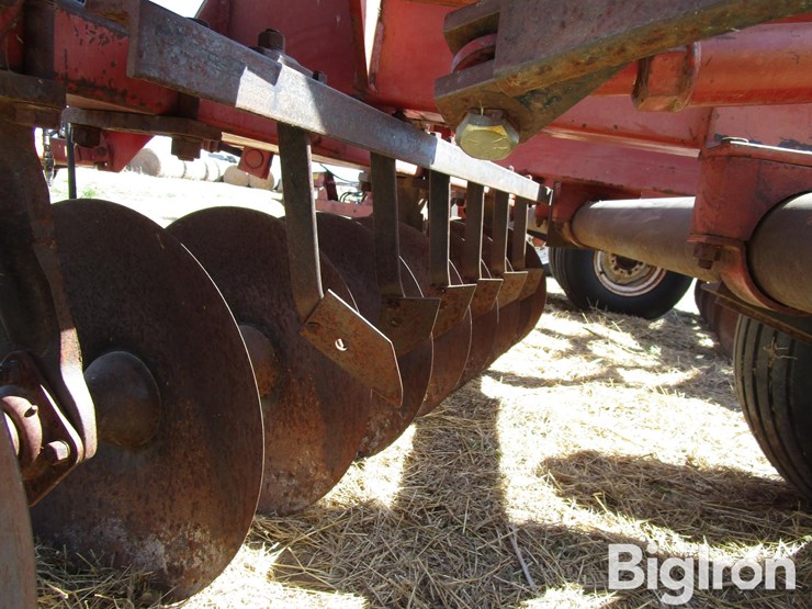 international-490-image-12