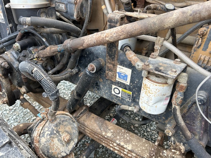 2005-peterbilt-357-image-45