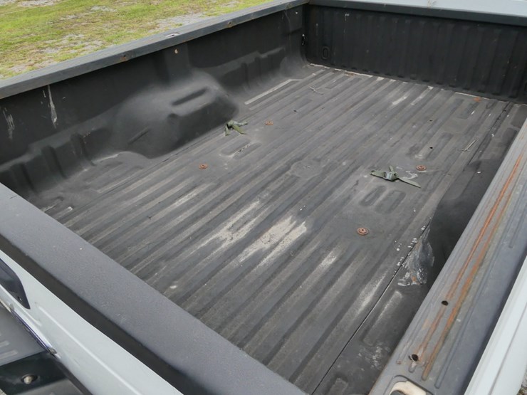 2012-ford-f250-xl-image-5