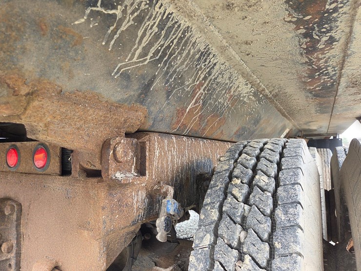 1999-caterpillar-3126-image-33